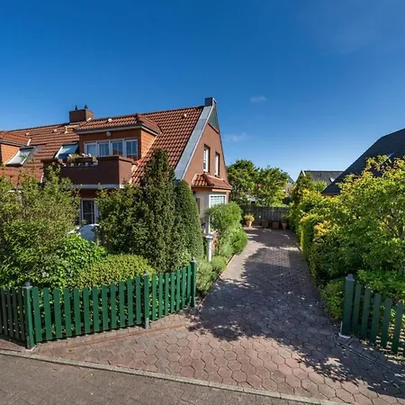 With 1 Bedroom בית נופש